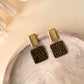 Brincos Beverly Preto & Dourado