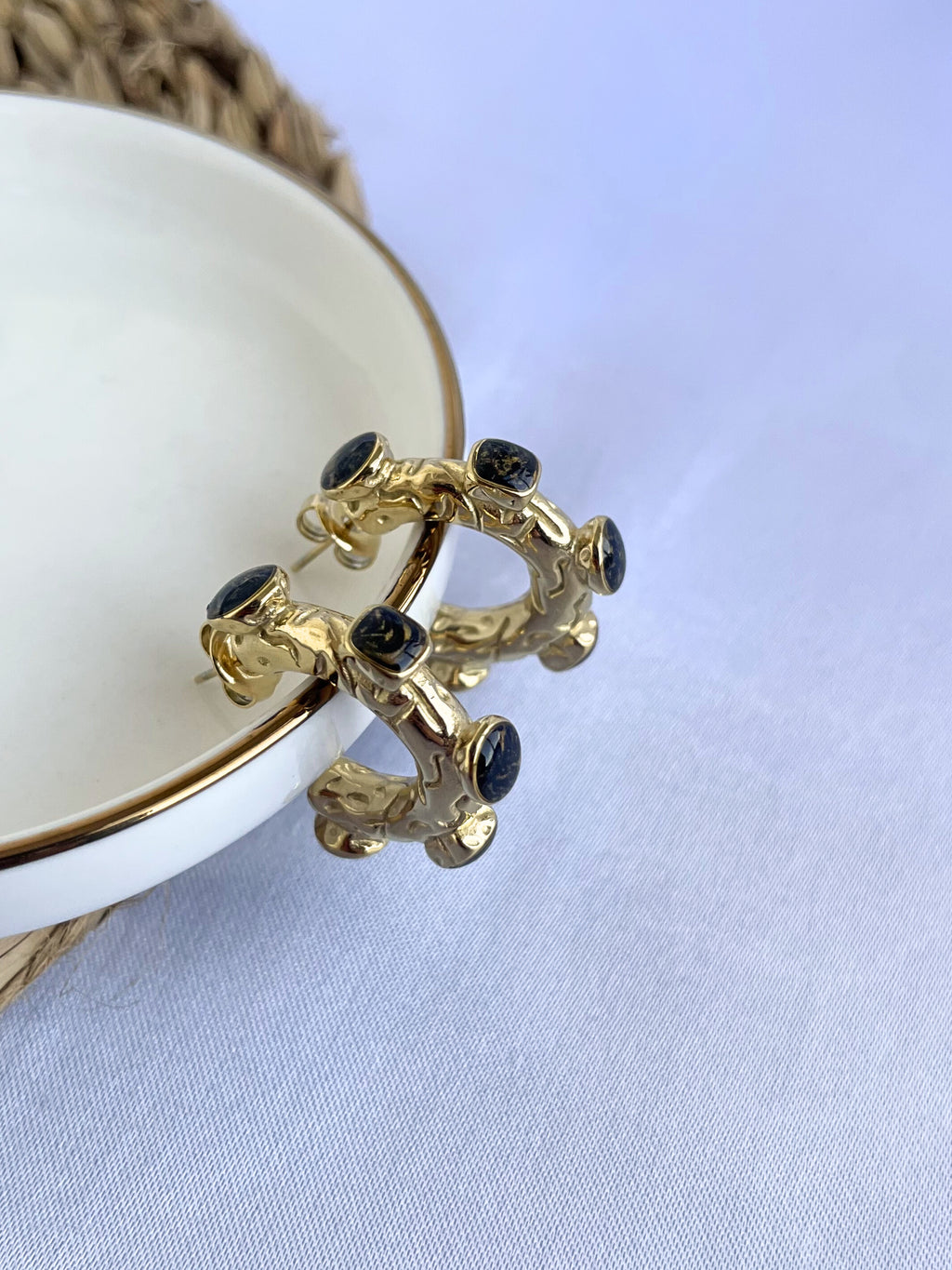 Argolas Malibu Black & Gold