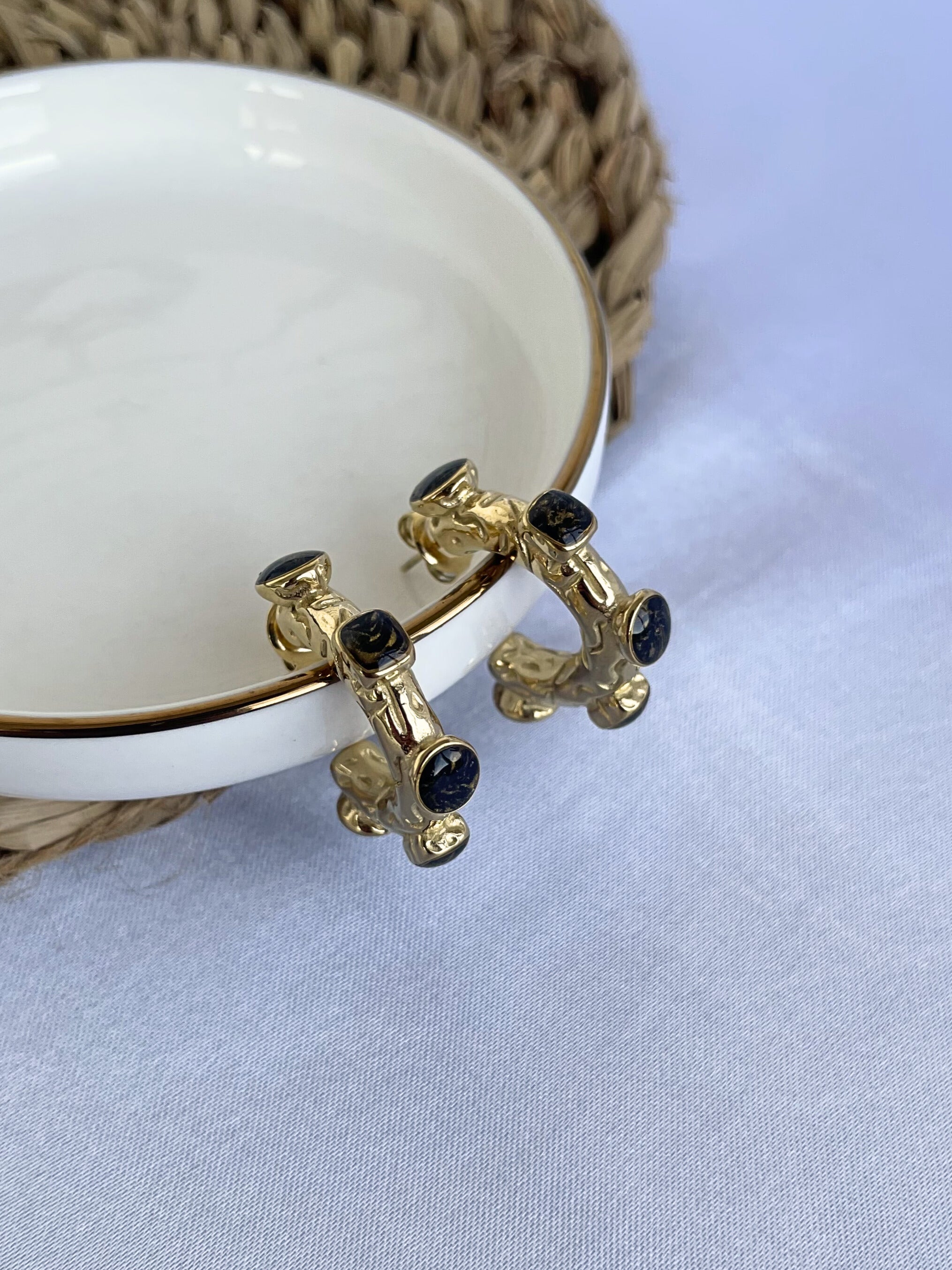 Argolas Malibu Black & Gold